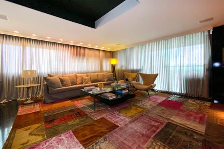 Sala de apartamento à venda com 3 quartos, 218m² em Vila da Serra, Nova Lima