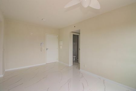 Sala de apartamento à venda com 2 quartos, 55m² em Parque Santa Fé, Porto Alegre