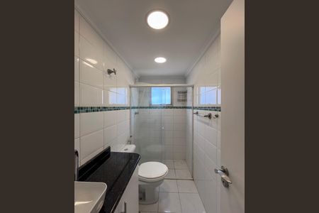 Banheiro de apartamento para alugar com 1 quarto, 48m² em Aclimação, São Paulo