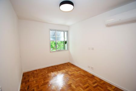 Apartamento à venda com 115m², 3 quartos e 1 vaga Apartamento à venda com 115m², 3 quartos e 1 vagaQuarto 1