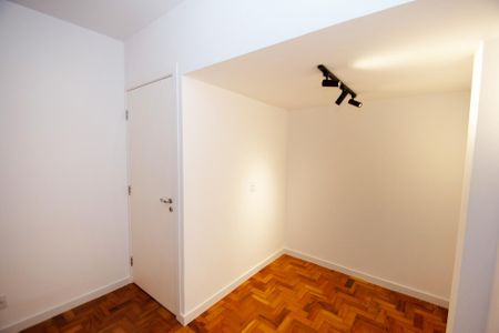 Apartamento à venda com 115m², 3 quartos e 1 vaga Apartamento à venda com 115m², 3 quartos e 1 vagaquarto 3 closet