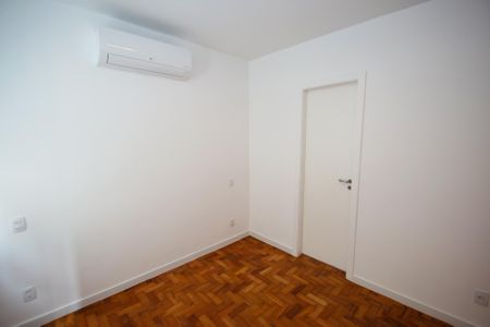 Apartamento à venda com 115m², 3 quartos e 1 vaga Apartamento à venda com 115m², 3 quartos e 1 vagaquarto 3