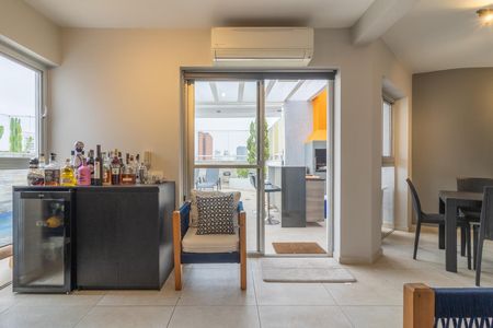 Apartamento para alugar com 203m², 4 quartos e 3 vagas