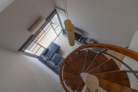 Apartamento para alugar com 203m², 4 quartos e 3 vagas