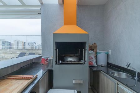 Apartamento para alugar com 203m², 4 quartos e 3 vagas