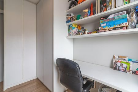 Apartamento para alugar com 203m², 4 quartos e 3 vagas