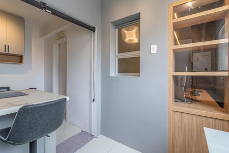 Apartamento para alugar com 203m², 4 quartos e 3 vagas