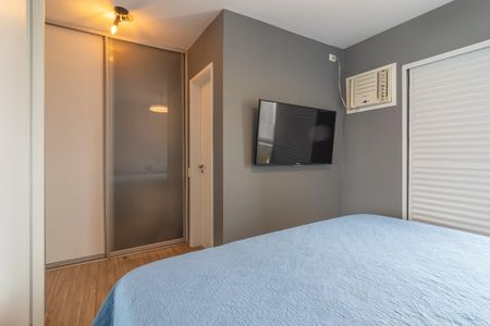 Apartamento para alugar com 203m², 4 quartos e 3 vagas