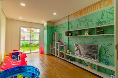 Apartamento para alugar com 38m², 2 quartos e sem vaga