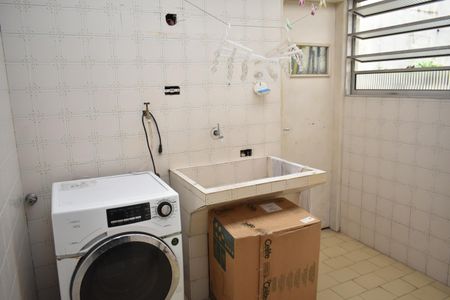 Apartamento à venda com 105m², 2 quartos e sem vagaÁrea de Serviço