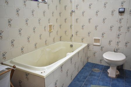 Apartamento à venda com 105m², 2 quartos e sem vagaBanheiro