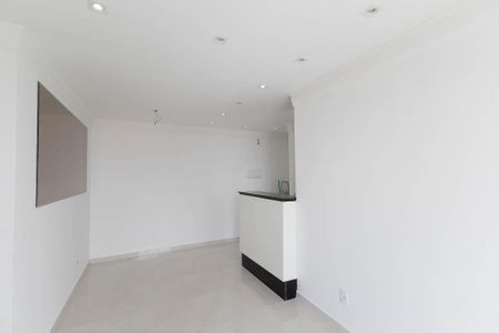 Sala  de apartamento à venda com 3 quartos, 66m² em Parque Vitoria, São Paulo