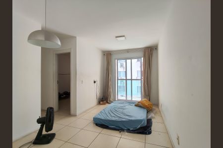Sala de apartamento à venda com 2 quartos, 55m² em Imperial de São Cristóvão, Rio de Janeiro