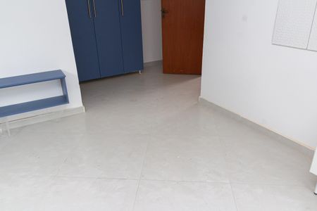 Studio para alugar com 25m², 1 quarto e 1 vaga Studio para alugar com 25m², 1 quarto e 1 vagaSala/Quarto