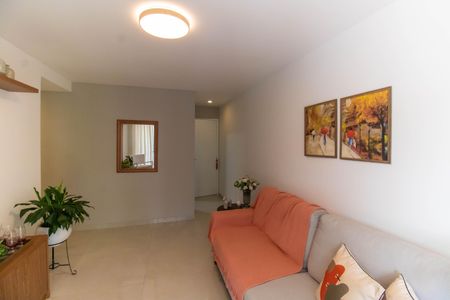 Apartamento à venda com 62m², 2 quartos e 1 vagaSala
