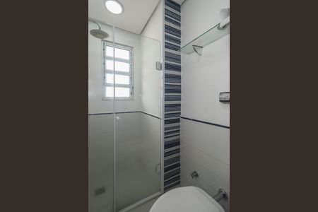 Banheiro da Suíte de apartamento à venda com 1 quarto, 90m² em Jardim do Salso, Porto Alegre