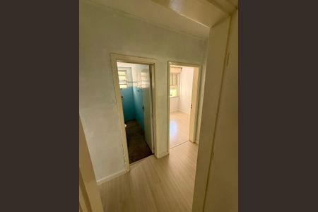 Apartamento à venda com 3 quartos, 60m² em Santo Antônio, Porto Alegre