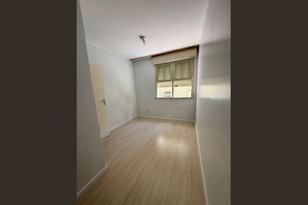 Apartamento à venda com 3 quartos, 60m² em Santo Antônio, Porto Alegre