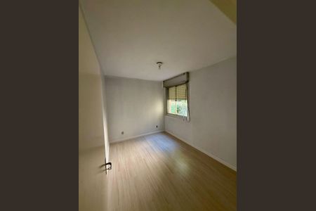 Apartamento à venda com 3 quartos, 60m² em Santo Antônio, Porto Alegre