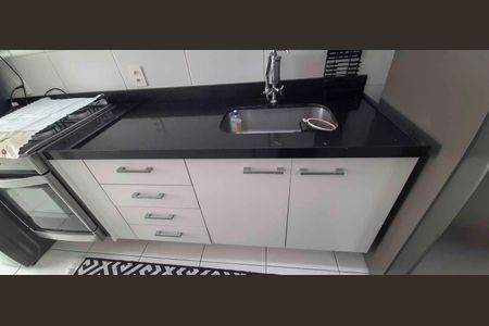 Apartamento à venda com 83m², 3 quartos e 2 vagasCozinha