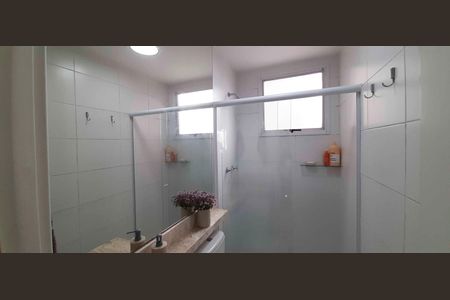 Apartamento à venda com 83m², 3 quartos e 2 vagasBanheiro da Suíte