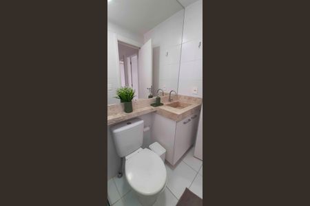 Apartamento à venda com 83m², 3 quartos e 2 vagasBanheiro Social