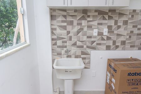 Studio para alugar com 25m², 1 quarto e 1 vaga Studio para alugar com 25m², 1 quarto e 1 vagaCozinha e Área de Serviço