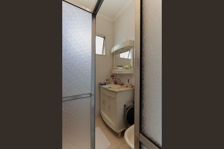 Casa à venda com 237m², 4 quartos e 3 vagas Casa à venda com 237m², 4 quartos e 3 vagasBanheiro da suíte 1