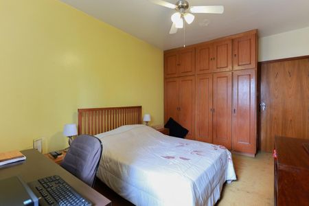 Casa à venda com 237m², 4 quartos e 3 vagas Casa à venda com 237m², 4 quartos e 3 vagasSuíte 4