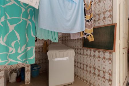 Casa à venda com 237m², 4 quartos e 3 vagas Casa à venda com 237m², 4 quartos e 3 vagasÁrea de serviço