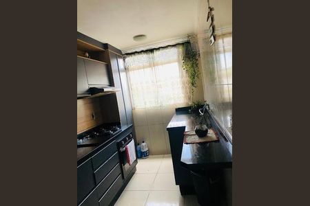 Apartamento à venda com 2 quartos, 56m² em Veloso, Osasco