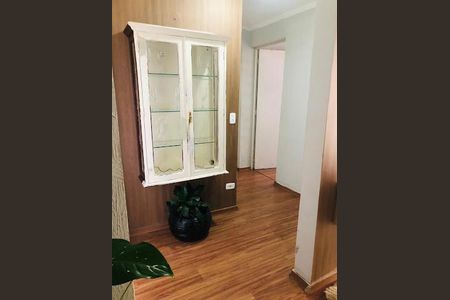 Apartamento à venda com 2 quartos, 56m² em Veloso, Osasco
