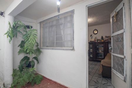 Casa para alugar com 75m², 3 quartos e sem vagaVaranda