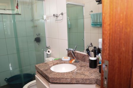 Casa à venda com 70m², 1 quarto e 1 vagaDetalhe do banheiro