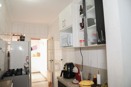 Casa à venda com 70m², 1 quarto e 1 vagaCozinha - Armários