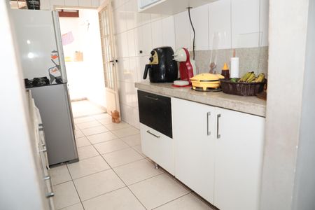 Casa à venda com 70m², 1 quarto e 1 vagaCozinha - Armários