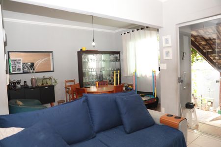 Casa à venda com 70m², 1 quarto e 1 vagaDetalhe Sala