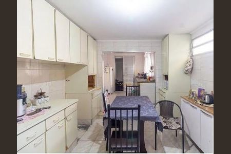 Casa à venda com 4 quartos, 125m² em Jardim das Flores, Osasco