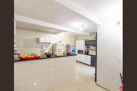 Casa à venda com 4 quartos, 125m² em Jardim das Flores, Osasco