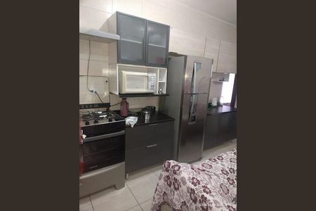 Apartamento à venda com 2 quartos, 44m² em Padroeira, Osasco