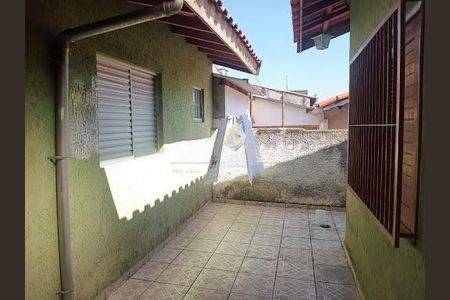 Casa à venda com 2 quartos, 141m² em Quitaúna, Osasco