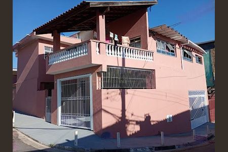 Casa à venda com 143m², 5 quartos e 3 vagas