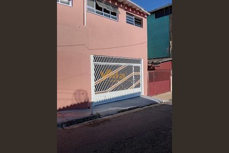 Casa à venda com 143m², 5 quartos e 3 vagas