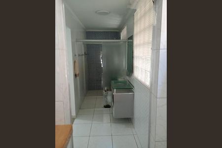 Casa à venda com 5 quartos, 143m² em Jardim Roberto, Osasco