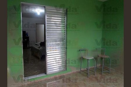 Casa à venda com 3 quartos, 110m² em Vila Yolanda, Osasco