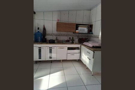 Casa à venda com 130m², 3 quartos e 1 vaga