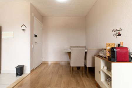 Apartamento à venda com 42m², 2 quartos e sem vaga Apartamento à venda com 42m², 2 quartos e sem vagaSala