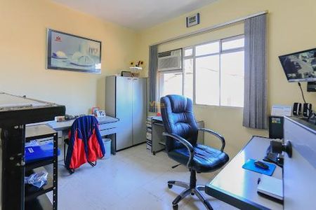 Casa à venda com 3 quartos, 460m² em Jardim Esmeralda, São Paulo