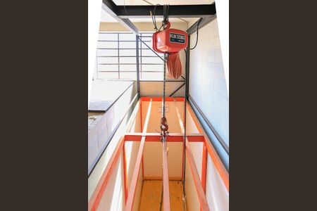 Casa à venda com 3 quartos, 460m² em Jardim Esmeralda, São Paulo