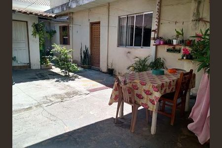 Casa à venda com 2 quartos, 232m² em Jardim das Flores, Osasco